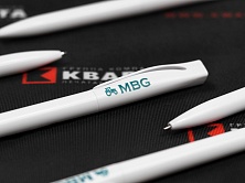 Ручки с УФ-печатью логотипа для "MBG"