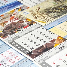 Дизайнеры типографии Кварта всегда готовы подобрать дизайн календарных блоков под брэндбук заказчика