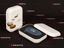 Внешний аккумулятор с УФ-печатью логотипа "АМЦ ГРУПП"