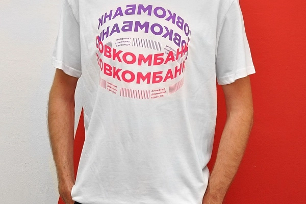 Футболки
