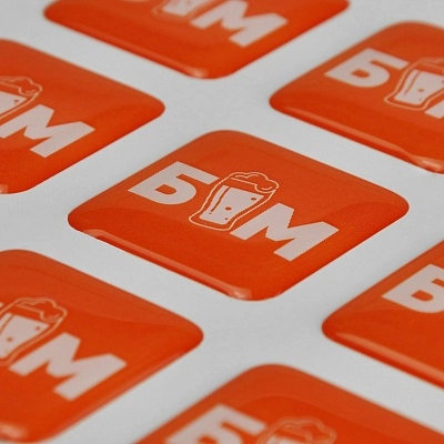 Наклейки с заливкой полимерной смолой для сети магазинов «БИР МИР»